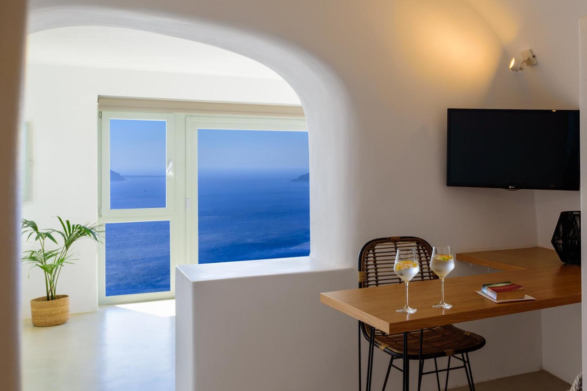 Keti 3* Fira (Santorini)