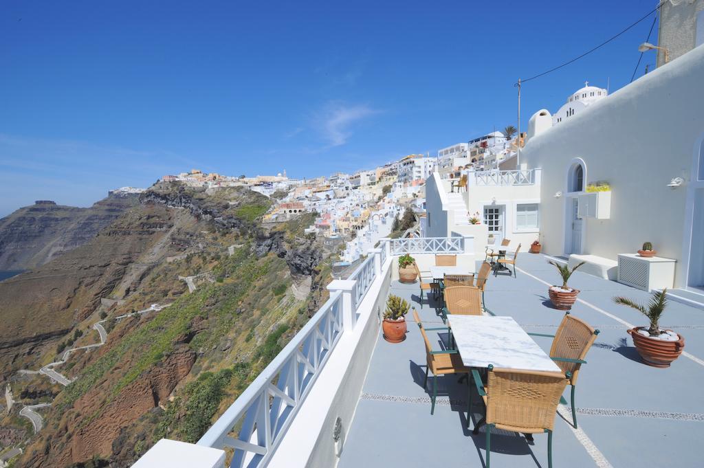 Keti Fira (Santorini)