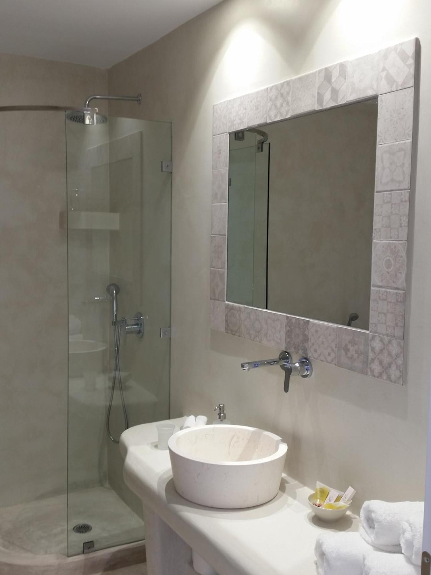 Keti Hotel Fira (Santorini)