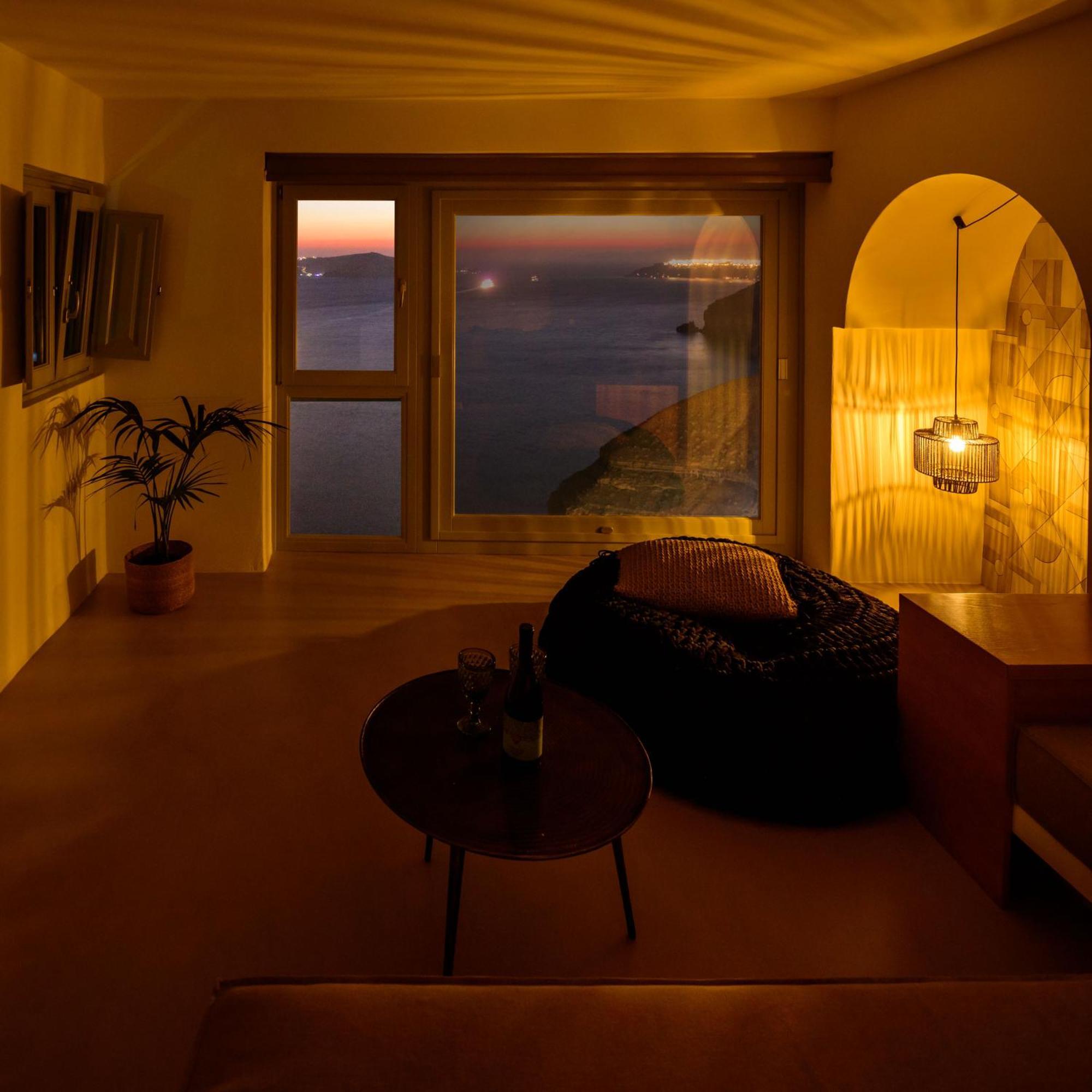 Keti Hotel Fira (Santorini)