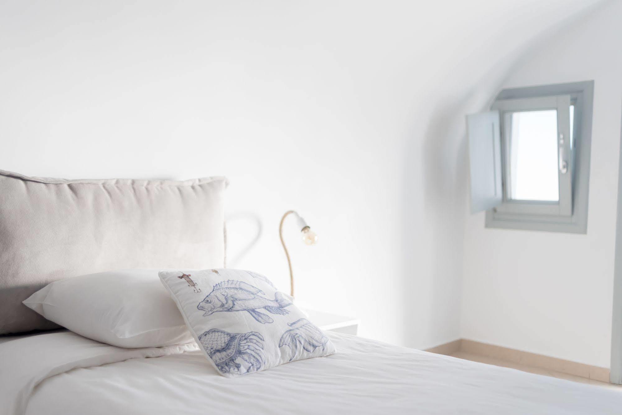 Keti 3* Fira (Santorini)